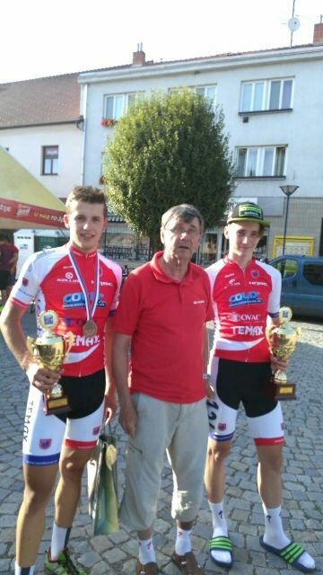 Alex Zeman a Samuel Oros predviedli výborné výkony na Majstrovstvách SR a ČR v cestnej cyklistike