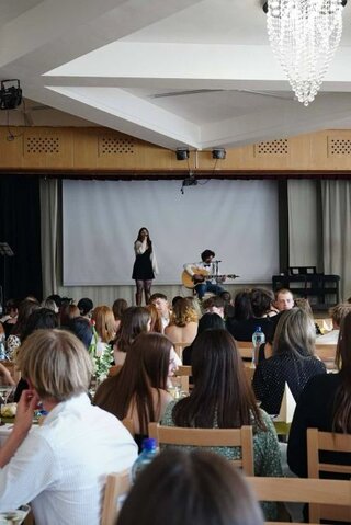 bd986eb0-23a1-42c9-accd-cb25377eebee