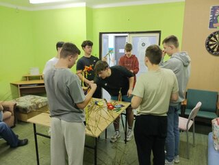 Veľkonočné tradície - pletenie korbáčov