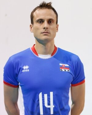 Úspešní absolventi_Prví_volejbalisti_Kmeť Tomáš