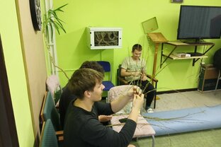 Veľkonočné tradície - pletenie korbáčov 