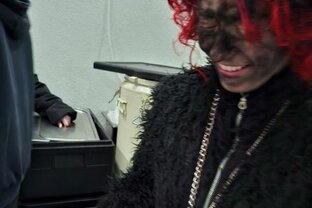 Vianočné korčuľovanie v maskách - 20241208_193143