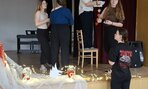 Výzdoba spoločenskej miestnosti na Valentínsku diskotéku