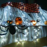 Halloween na intráku: svetlá tekvíc a hudba