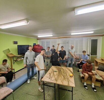 Veľkonočné tradície - pletenie korbáčov