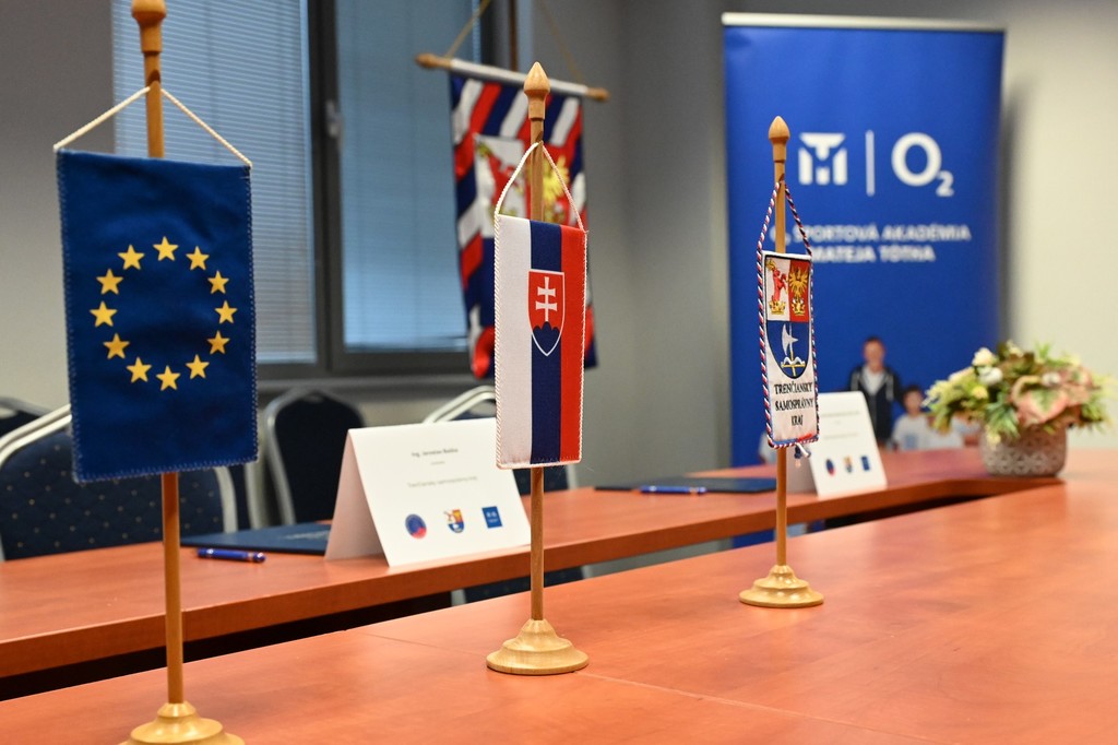 Nová hokejová hala dostala ďalšie využitie pre viac ako 2-tisíc detí