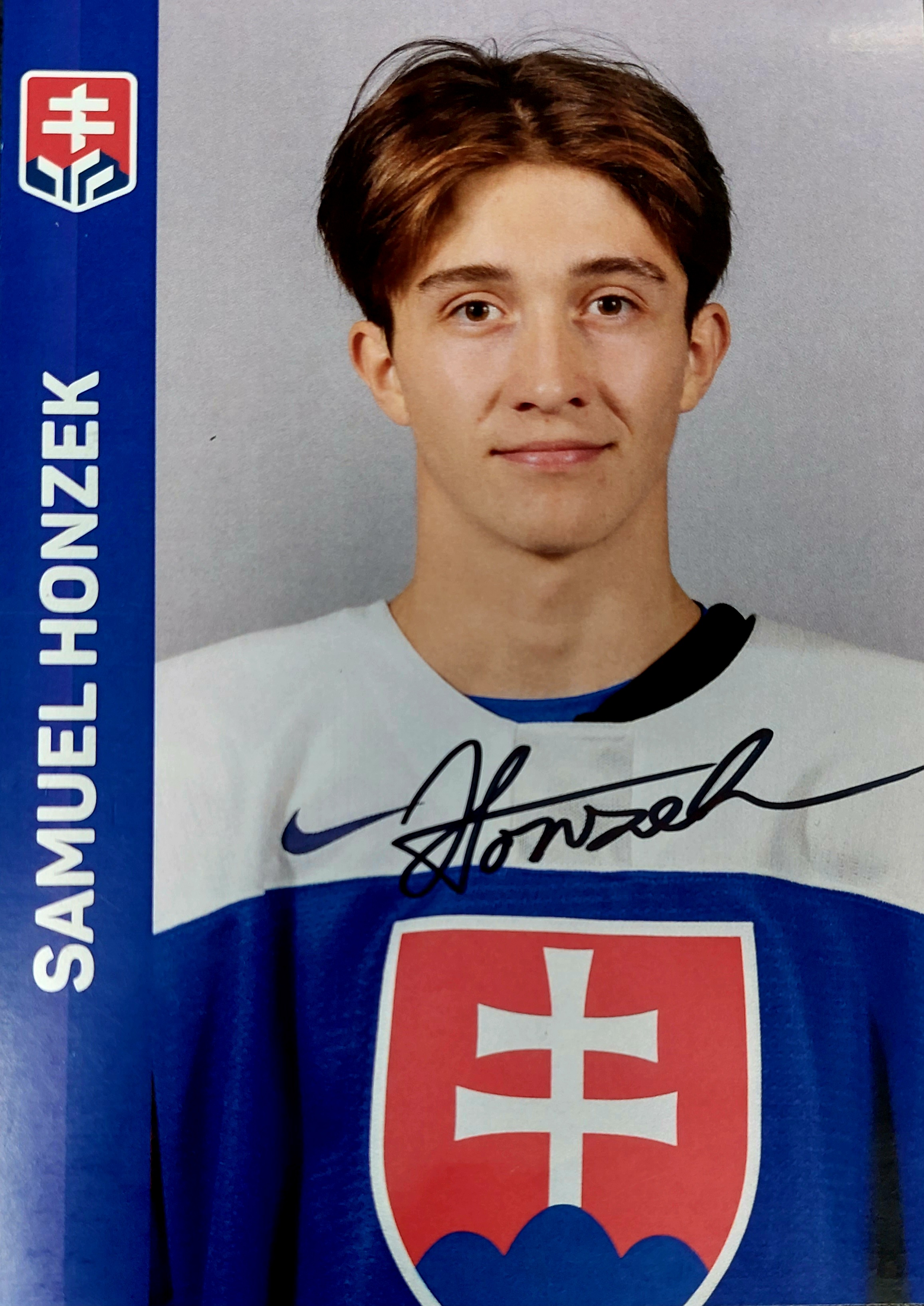 Draftovaní hokejisti si vzorne plnia aj školské povinnosti